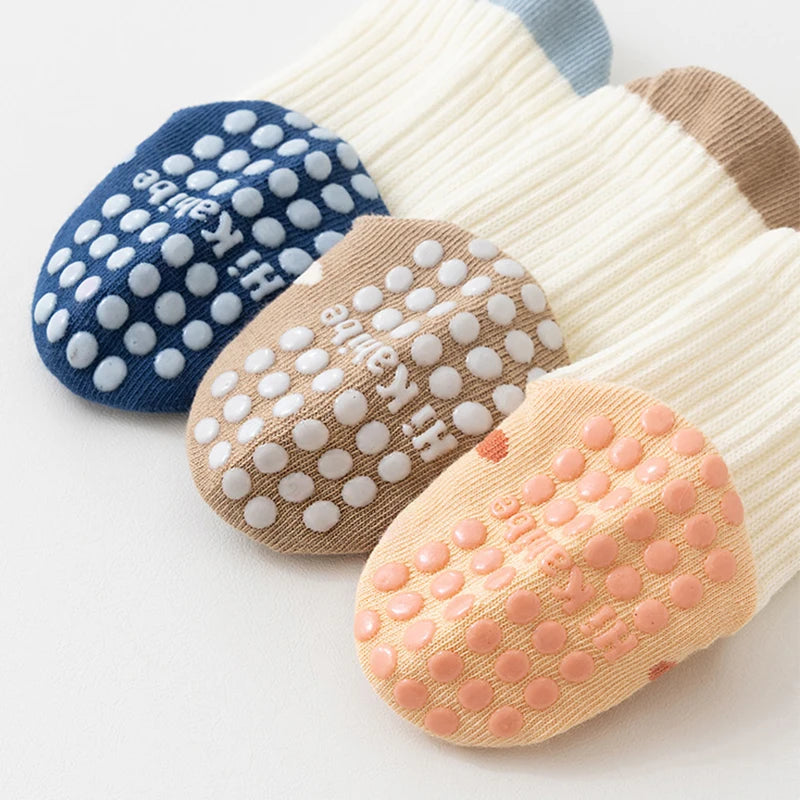 6 גרביים נגד החלקה